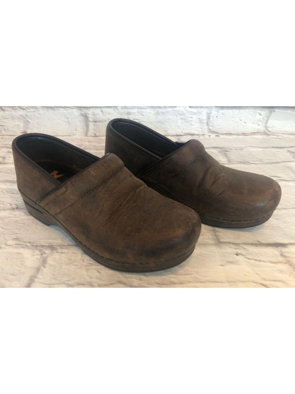 Dansko Womens 38 / 7.5-8 XP Brown Leather Comfort Clogs Shoes